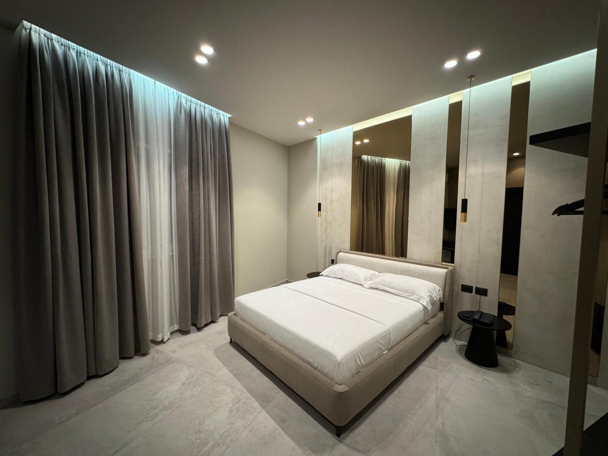 Nuna Hotel Radhima Kültér fotó