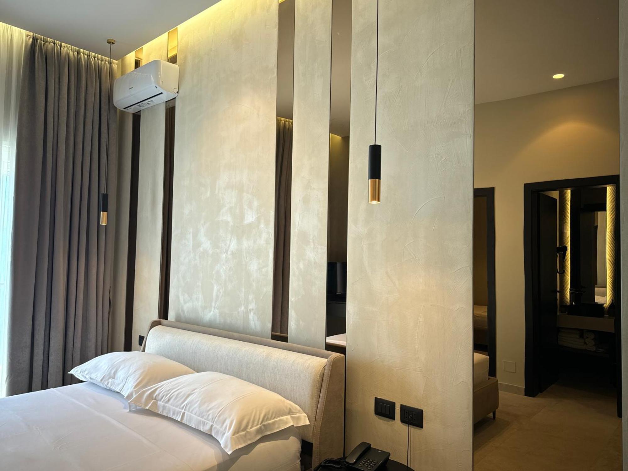 Nuna Hotel Radhima Kültér fotó