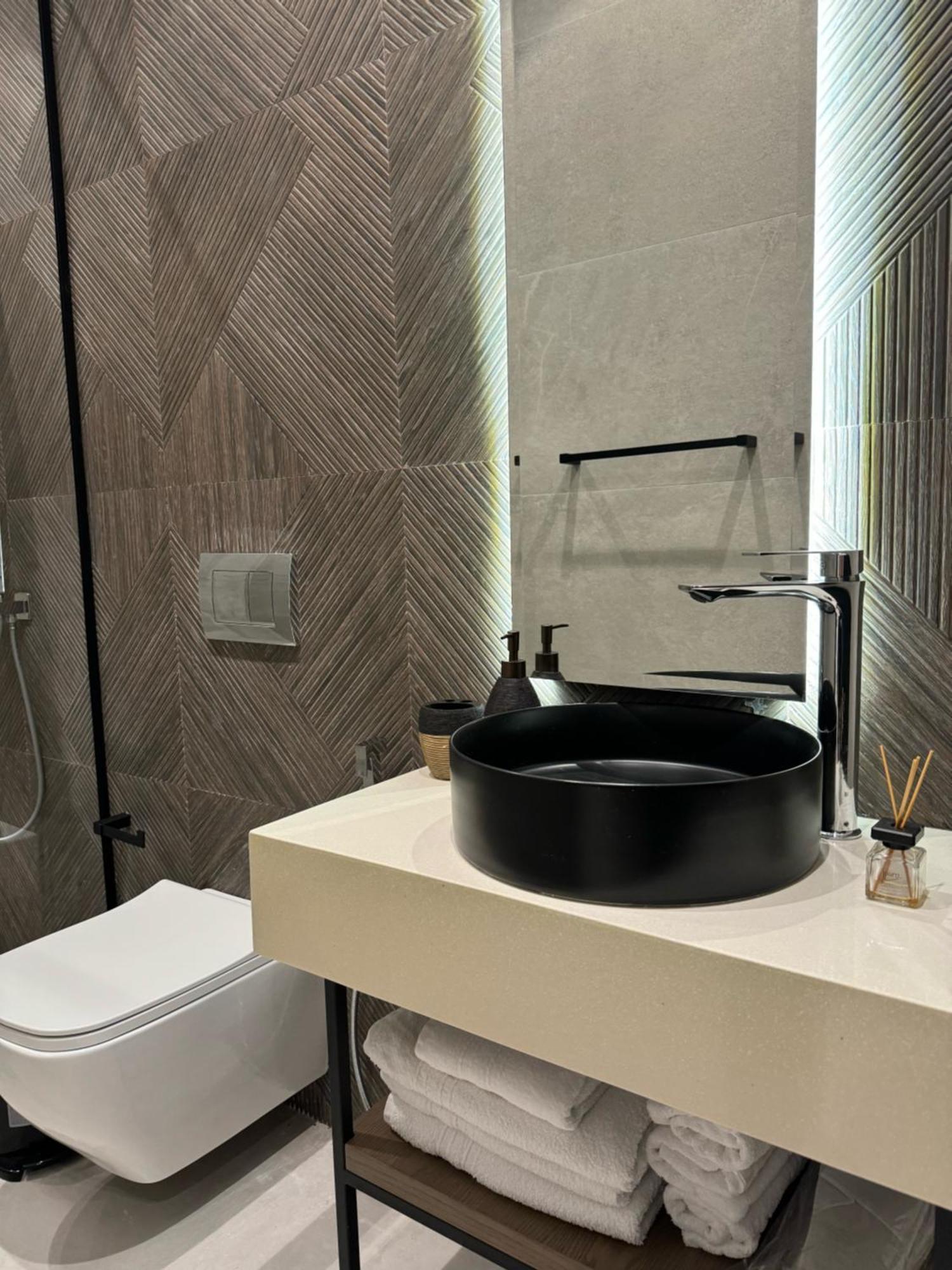 Nuna Hotel Radhima Kültér fotó