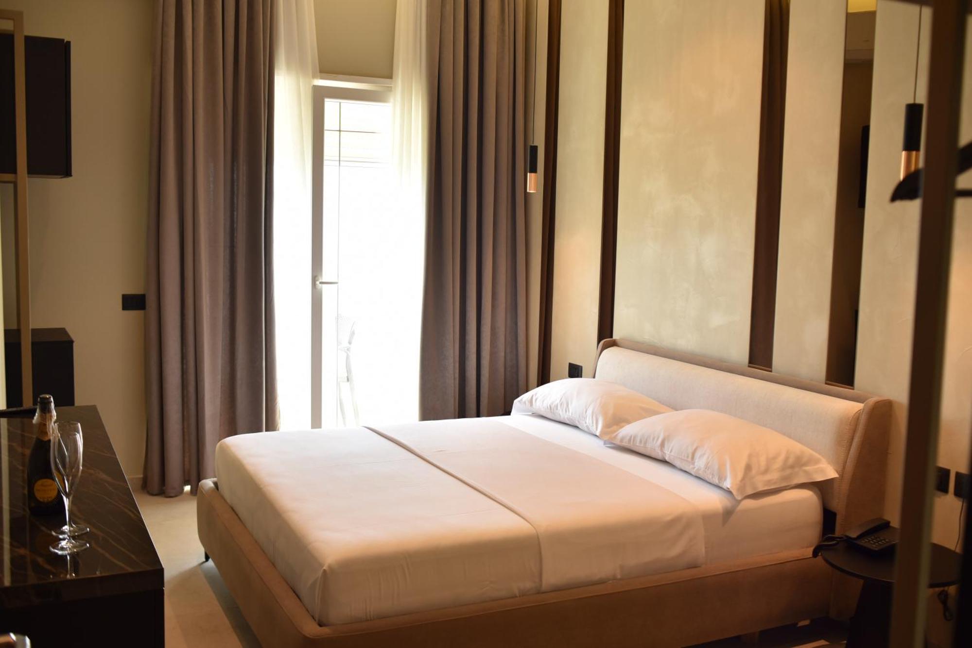 Nuna Hotel Radhima Szoba fotó